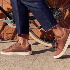 Sneaker da uomo TRVL LITE con lacci