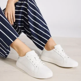 Sneakers da donna Kameron con lacci